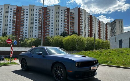 Dodge Challenger III рестайлинг 2, 2023 год, 6 990 000 рублей, 5 фотография