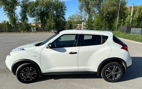 Nissan Juke II, 2011 год, 1 175 000 рублей, 2 фотография