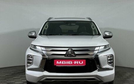 Mitsubishi Pajero Sport III рестайлинг, 2020 год, 4 149 000 рублей, 2 фотография