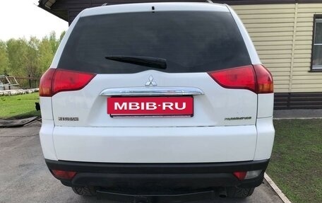 Mitsubishi Pajero Sport II рестайлинг, 2012 год, 1 750 000 рублей, 3 фотография