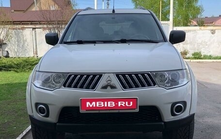 Mitsubishi Pajero Sport II рестайлинг, 2012 год, 1 750 000 рублей, 2 фотография