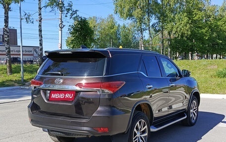 Toyota Fortuner II, 2019 год, 4 271 000 рублей, 5 фотография