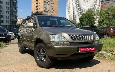 Lexus RX IV рестайлинг, 2002 год, 990 000 рублей, 1 фотография