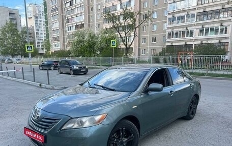 Toyota Camry, 2007 год, 630 000 рублей, 1 фотография