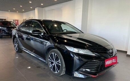 Toyota Camry, 2020 год, 3 450 000 рублей, 1 фотография