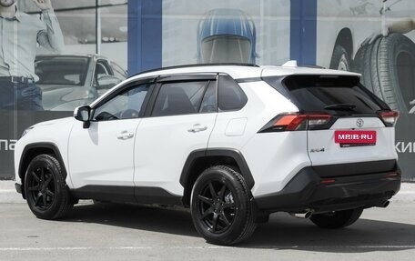 Toyota RAV4, 2021 год, 3 599 000 рублей, 2 фотография