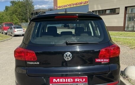 Volkswagen Tiguan I, 2016 год, 2 100 000 рублей, 3 фотография