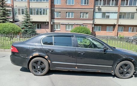 Skoda Superb III рестайлинг, 2009 год, 750 000 рублей, 3 фотография