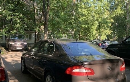 Skoda Superb III рестайлинг, 2008 год, 820 000 рублей, 3 фотография