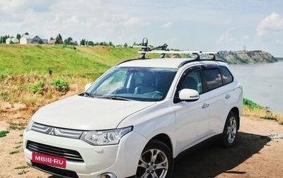 Mitsubishi Outlander III рестайлинг 3, 2012 год, 1 770 000 рублей, 1 фотография