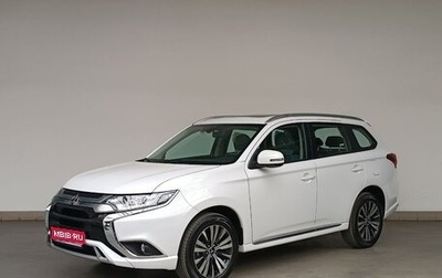 Mitsubishi Outlander III рестайлинг 3, 2022 год, 3 100 000 рублей, 1 фотография