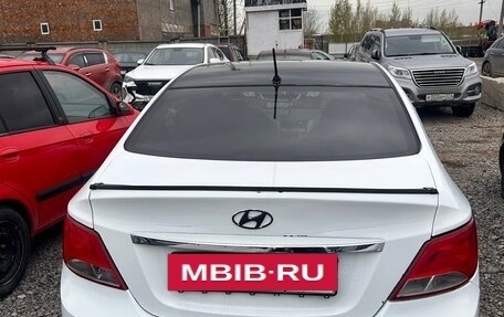 Hyundai Solaris II рестайлинг, 2015 год, 550 000 рублей, 2 фотография