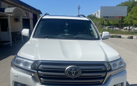 Toyota Land Cruiser 200, 2018 год, 8 100 000 рублей, 4 фотография