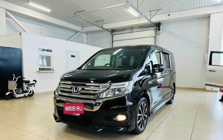 Honda Stepwgn IV, 2013 год, 2 299 999 рублей, 2 фотография