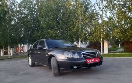 Hyundai Sonata IV рестайлинг, 2005 год, 972 000 рублей, 1 фотография