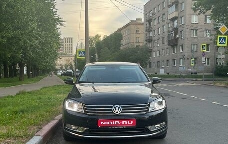 Volkswagen Passat B7, 2013 год, 1 130 000 рублей, 1 фотография