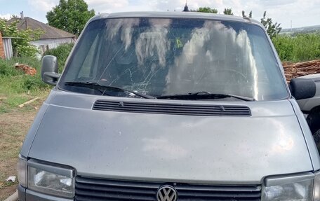 Volkswagen Transporter T4, 1993 год, 550 000 рублей, 1 фотография