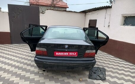 BMW 3 серия, 1993 год, 270 000 рублей, 1 фотография