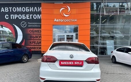 Volkswagen Jetta VI, 2012 год, 930 000 рублей, 6 фотография