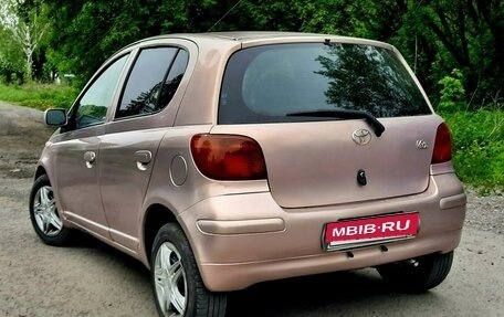 Toyota Vitz, 2002 год, 450 000 рублей, 2 фотография