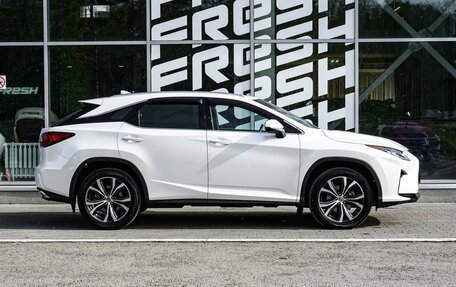 Lexus RX IV рестайлинг, 2017 год, 4 749 000 рублей, 5 фотография