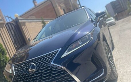 Lexus RX IV рестайлинг, 2020 год, 5 350 000 рублей, 4 фотография