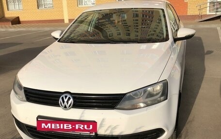 Volkswagen Jetta VI, 2012 год, 980 000 рублей, 3 фотография
