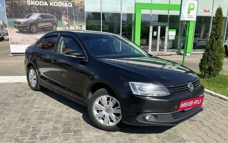 Volkswagen Jetta VI, 2013 год, 880 000 рублей, 3 фотография