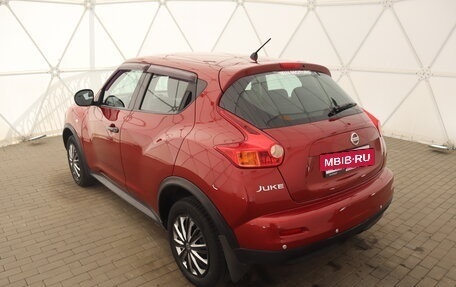 Nissan Juke II, 2011 год, 945 000 рублей, 5 фотография