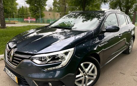 Renault Megane IV, 2019 год, 1 560 000 рублей, 2 фотография