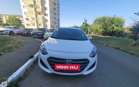 Hyundai Elantra V, 2016 год, 1 400 000 рублей, 2 фотография