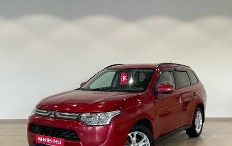 Mitsubishi Outlander III рестайлинг 3, 2013 год, 1 149 000 рублей, 1 фотография