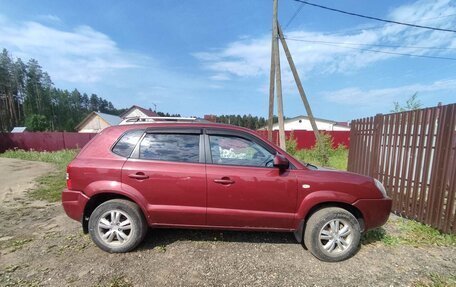 Hyundai Tucson III, 2008 год, 850 000 рублей, 3 фотография