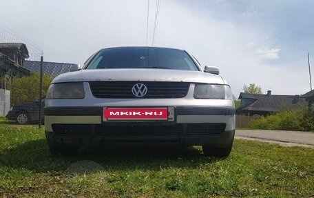 Volkswagen Passat B5+ рестайлинг, 1997 год, 325 000 рублей, 2 фотография