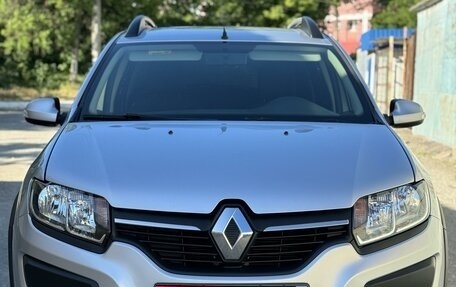 Renault Sandero II рестайлинг, 2015 год, 1 350 000 рублей, 2 фотография