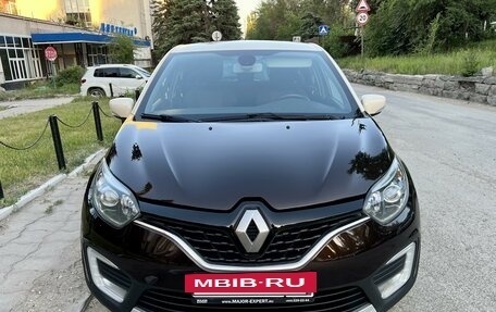 Renault Kaptur I рестайлинг, 2017 год, 1 780 000 рублей, 3 фотография
