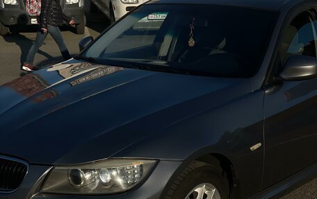 BMW 3 серия, 2011 год, 1 200 000 рублей, 3 фотография