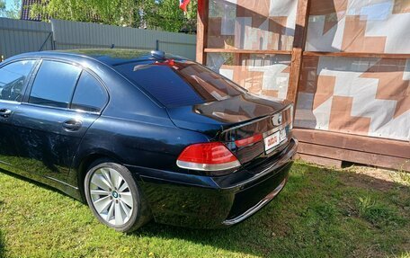 BMW 7 серия, 2003 год, 900 000 рублей, 3 фотография