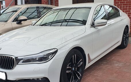 BMW 7 серия, 2017 год, 5 500 000 рублей, 2 фотография