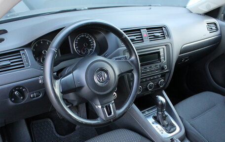 Volkswagen Jetta VI, 2014 год, 1 295 000 рублей, 5 фотография
