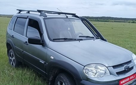 Chevrolet Niva I рестайлинг, 2014 год, 670 000 рублей, 2 фотография