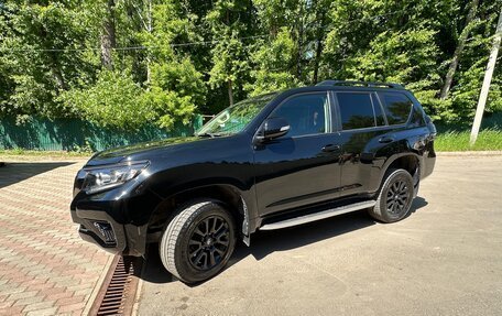 Toyota Land Cruiser Prado 150 рестайлинг 2, 2021 год, 7 190 000 рублей, 7 фотография