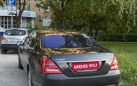 Mercedes-Benz S-Класс, 2011 год, 2 000 000 рублей, 3 фотография