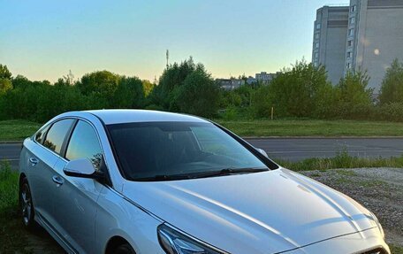 Hyundai Sonata VII, 2018 год, 2 800 000 рублей, 3 фотография