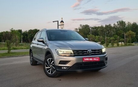 Volkswagen Tiguan II, 2018 год, 2 800 000 рублей, 1 фотография