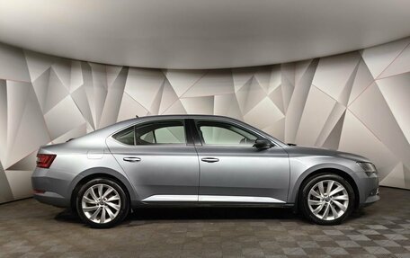 Skoda Superb III рестайлинг, 2017 год, 2 885 000 рублей, 6 фотография