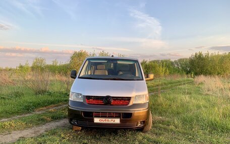 Volkswagen Transporter T5 рестайлинг, 2006 год, 1 250 000 рублей, 3 фотография