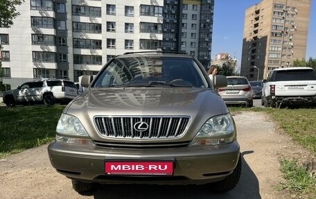 Lexus RX IV рестайлинг, 2002 год, 990 000 рублей, 4 фотография