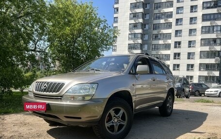 Lexus RX IV рестайлинг, 2002 год, 990 000 рублей, 6 фотография