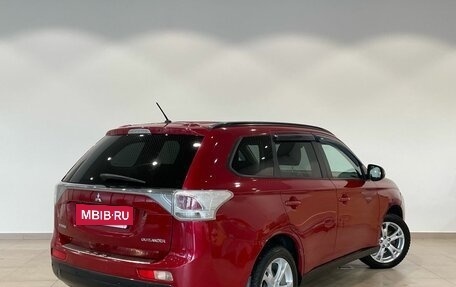 Mitsubishi Outlander III рестайлинг 3, 2013 год, 1 149 000 рублей, 5 фотография